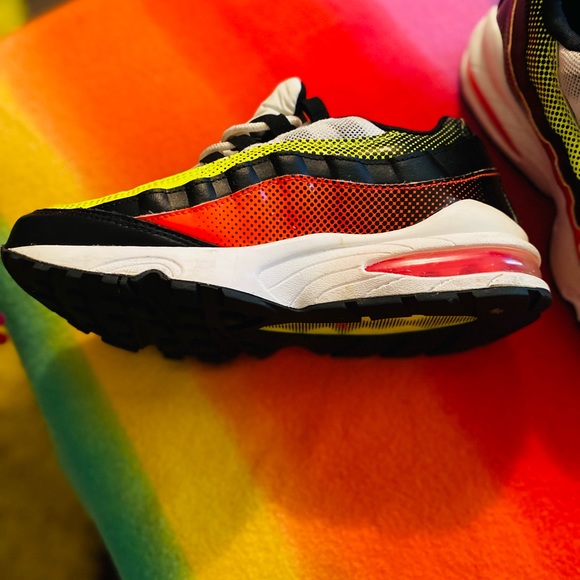 Nike Air Max Size 5.5 - Picture 7 of 10